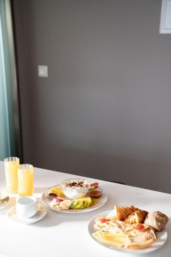 Chroma Fashion Rooms & Apartments Atenas Exterior foto